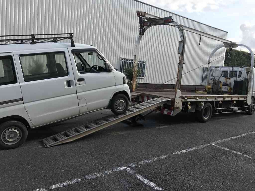 横浜市のレッカー車での廃車引き取り