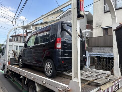 綾瀬市のレッカー車
